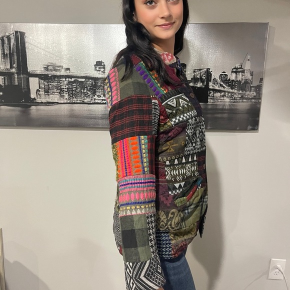 New SACRED THREADS fleece jacket coat patchwork S/M - Picture 3 of 4